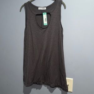 American Able Gray in color Cleo Keyhole Knit Top size Large